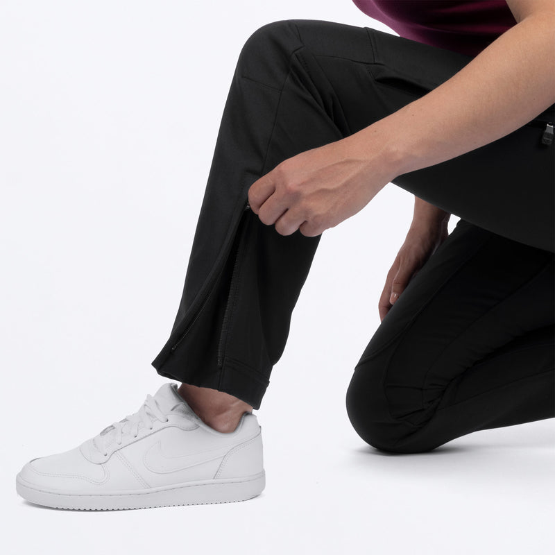 WAltitudeSoftshell_Pant_BlackRazz_SKU_241024-_1028_Extra3